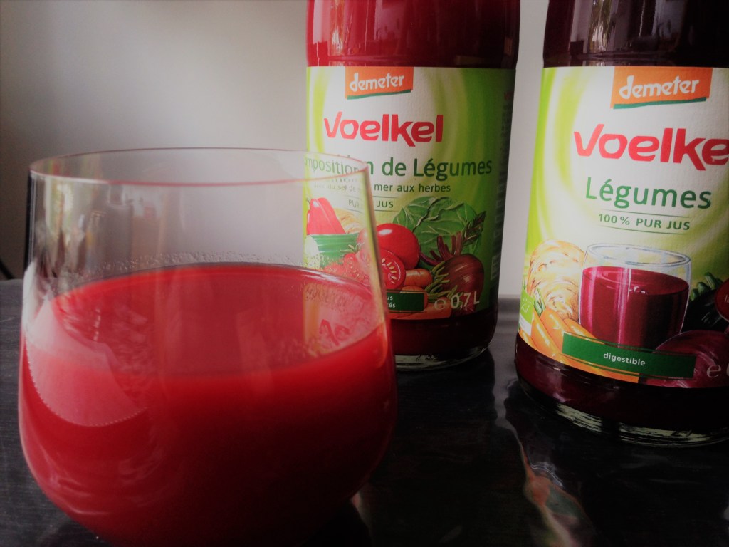 Jus de légumes pour un apéritif healthy.